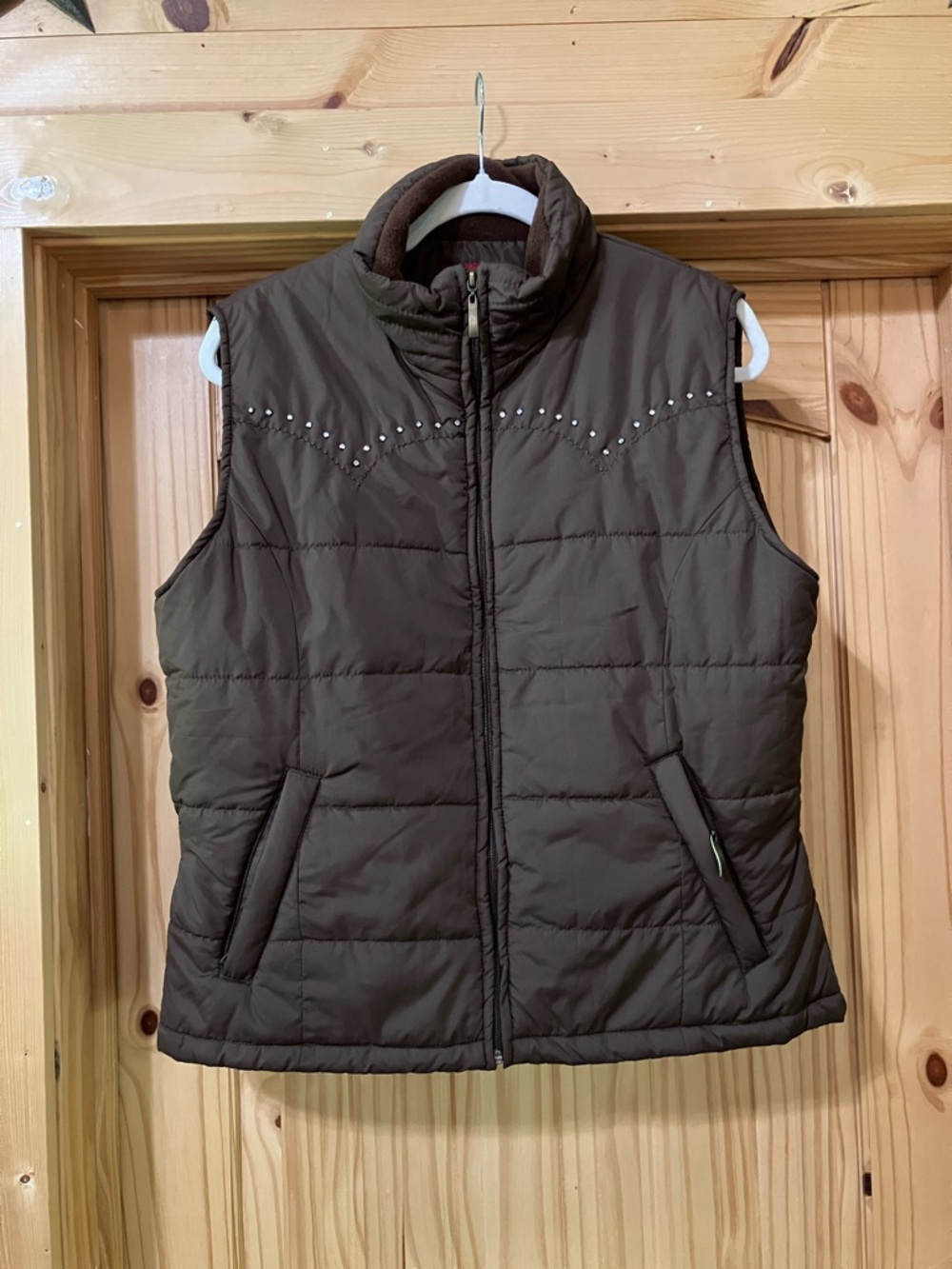 Brown Quilted Sleeveless Puffer Vest - Casual Layering Piece